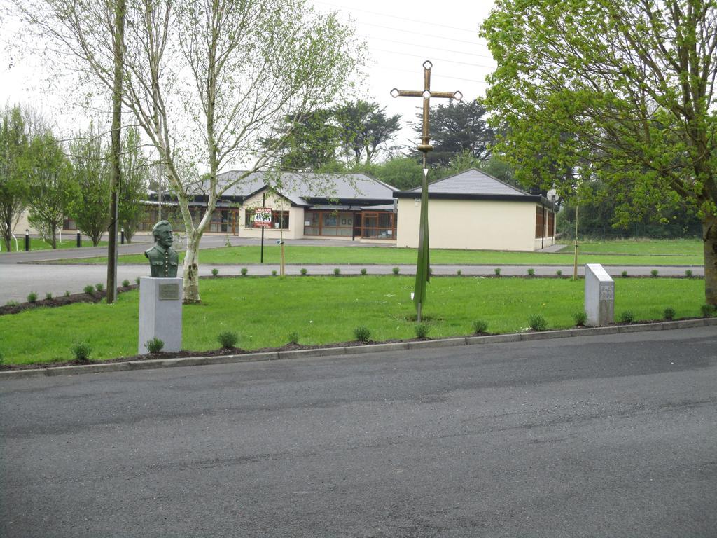 O'Briens Apartments Ballylongford Exterior foto